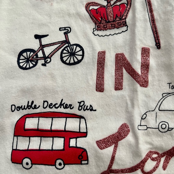 Oshkosh London tee, with red glitter size 8 - Picture 6 of 7